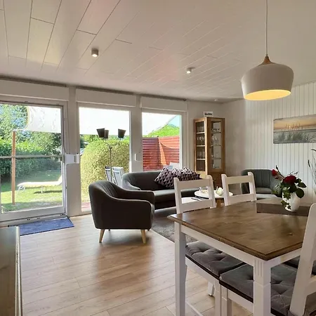Spacious With Garden In Park Eureka Sint Maartensvlotbrug
