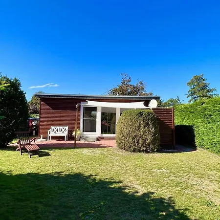 Spacious With Garden In Park Eureka * Sint Maartensvlotbrug