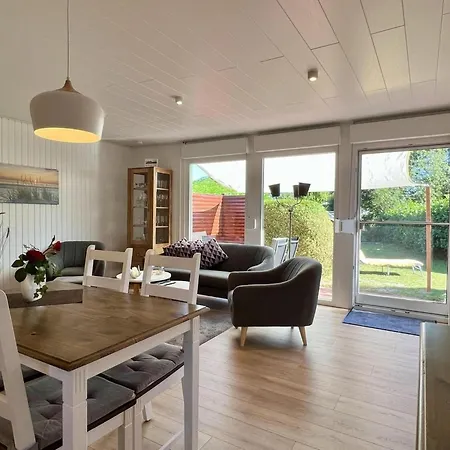 Spacious With Garden In Park Eureka * Sint Maartensvlotbrug